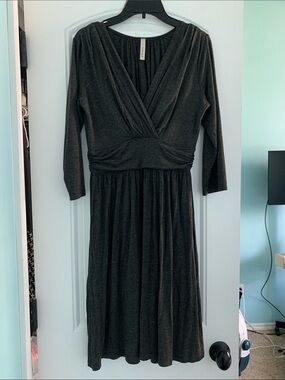ModCloth Gilli gray knit dress S small 3/4 sleeve